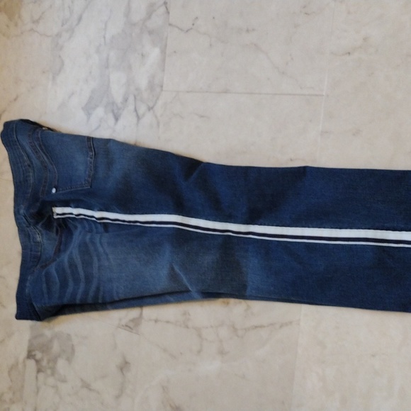 Simply Vera jeans. - Picture 10 of 10